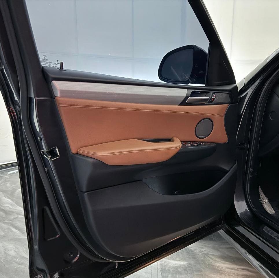 Used 2018 BMW X4 M40i image 17