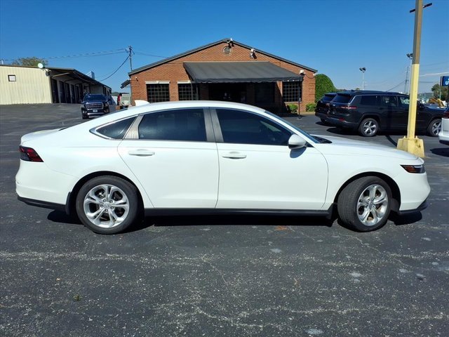 Used 2023 Honda Accord LX image 2