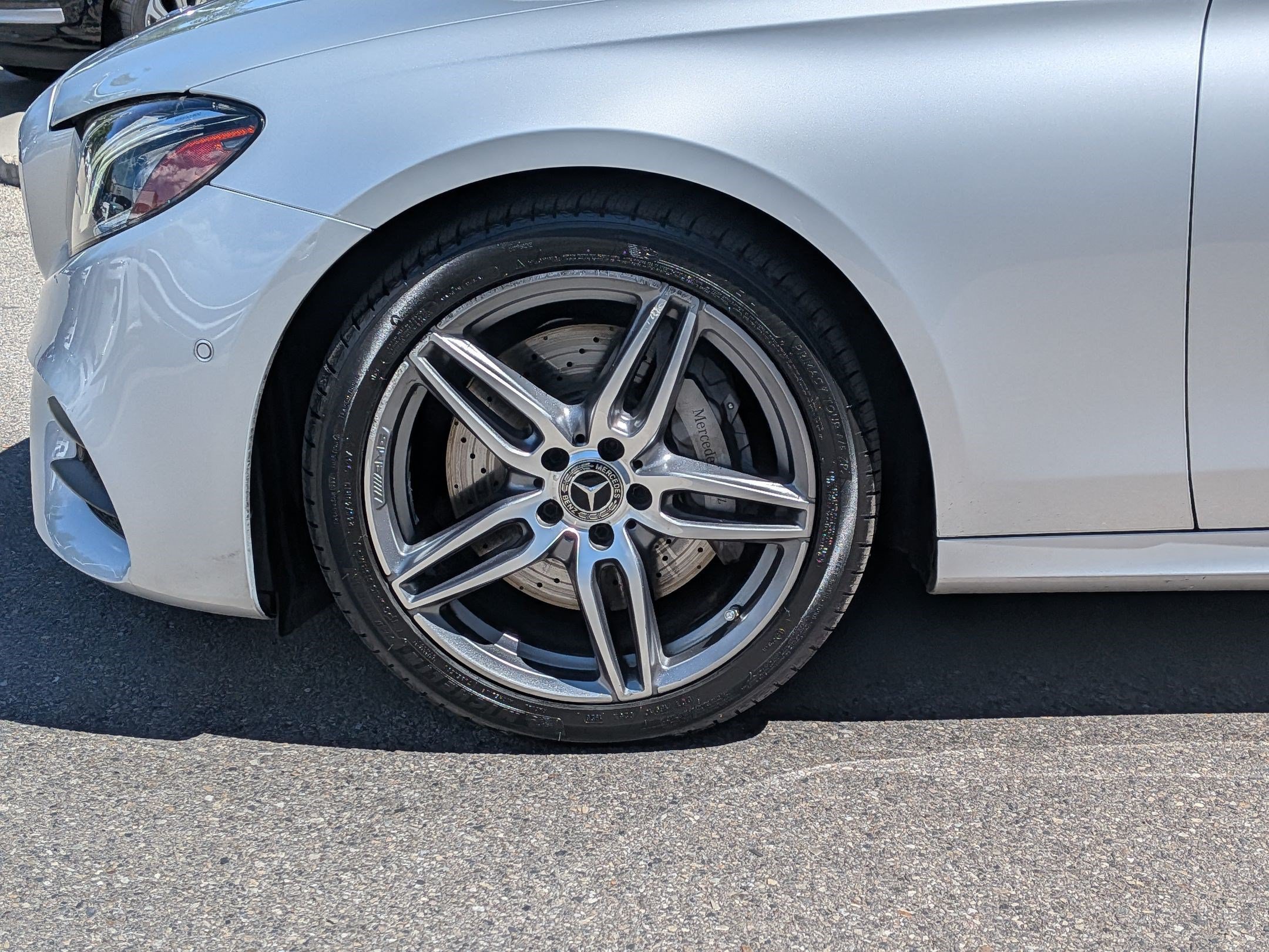 Used 2019 Mercedes-Benz E 300 4MATIC image 11