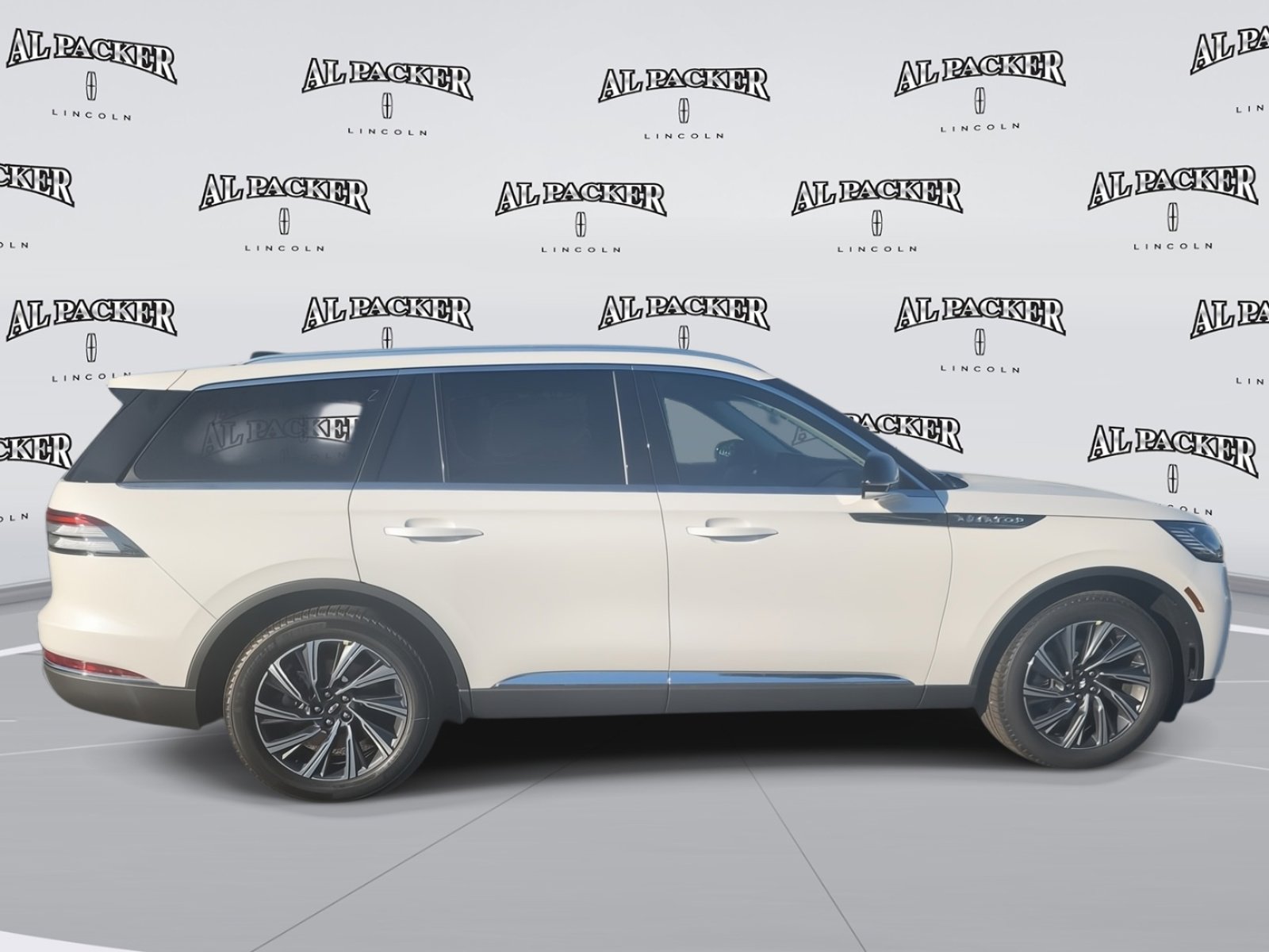 New 2026 Lincoln Aviator 2WD image 6