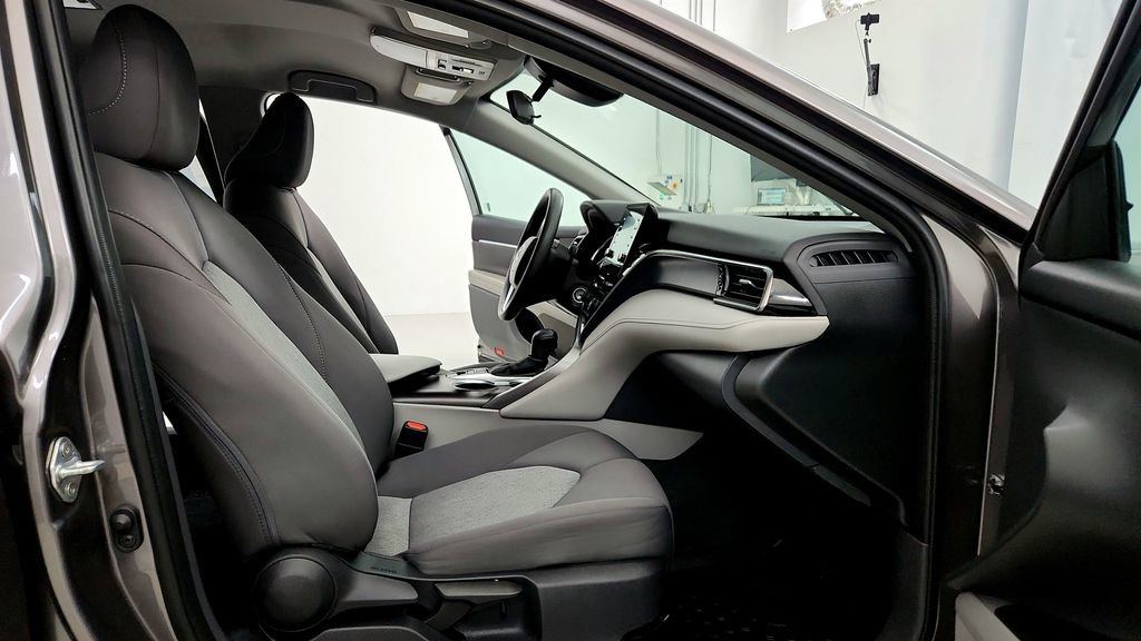 Certified 2023 Toyota Camry LE AWD/4WD image 17