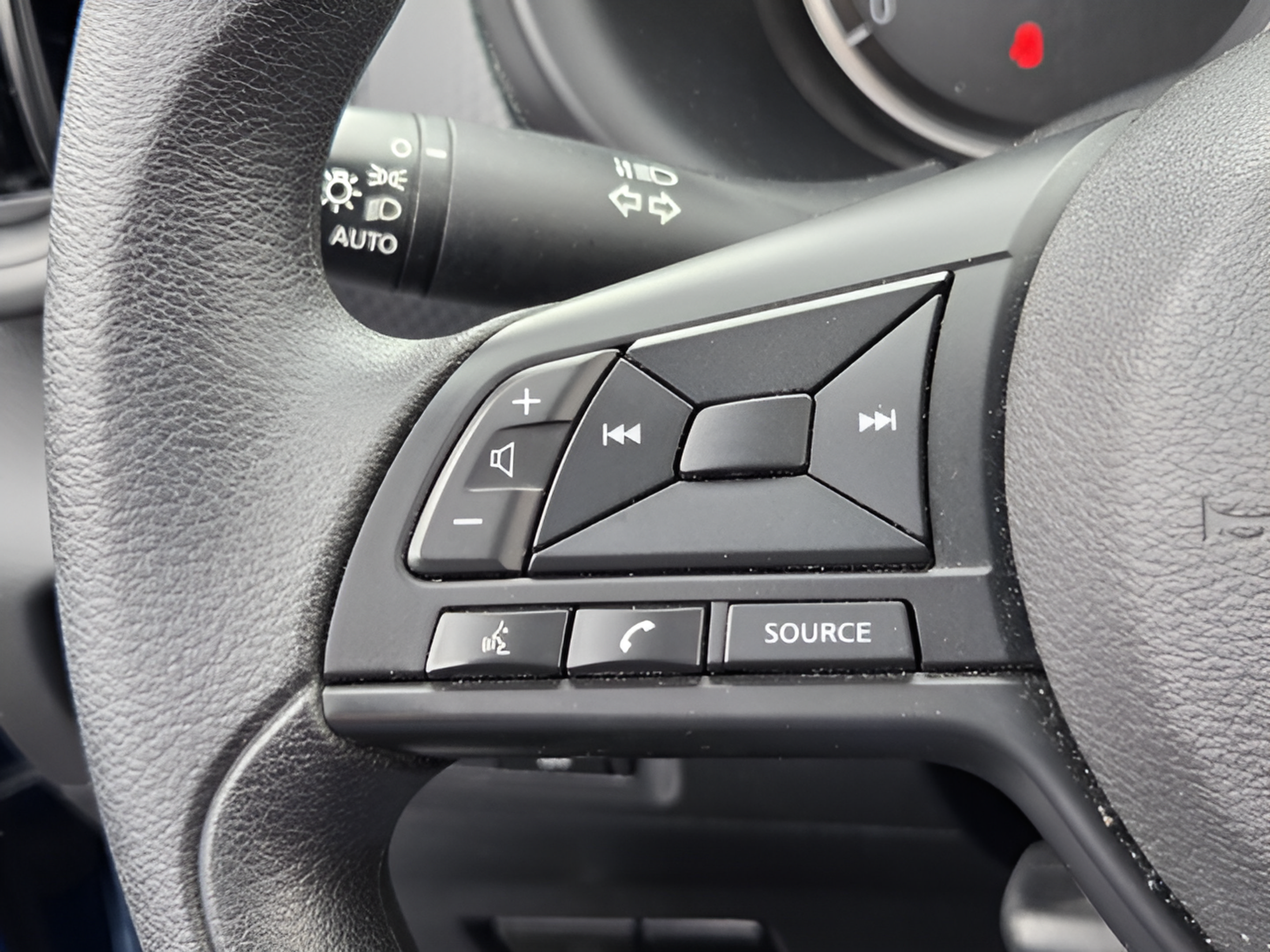 Used 2024 Nissan Kicks S FWD image 23