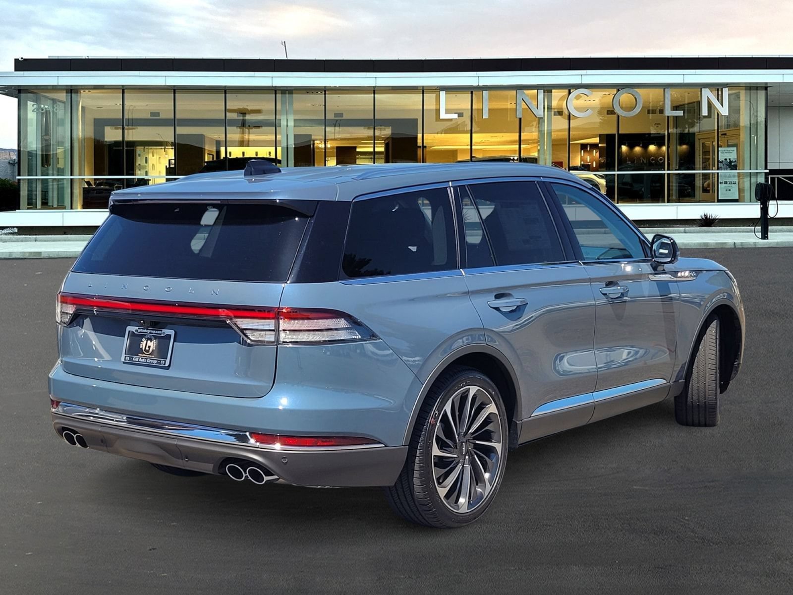 New 2026 Lincoln Aviator Reserve AWD/4WD image 4