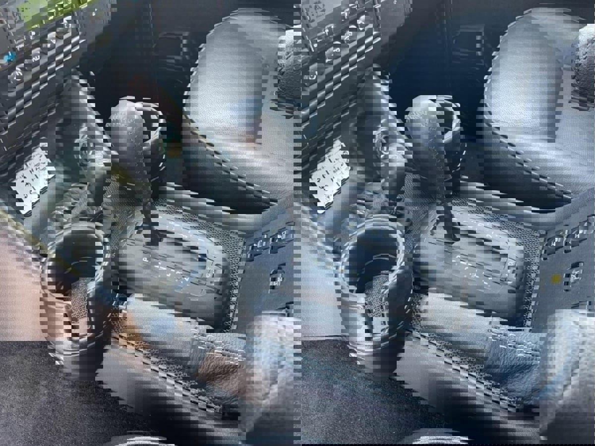 Used 2004 Land Rover Discovery SE image 13