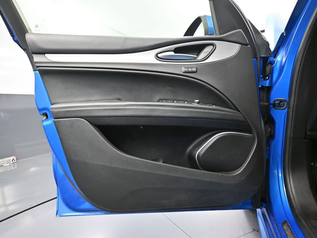 Used 2020 Alfa Romeo Stelvio Ti Sport w/ Quick Order Package 22S Sport image 20