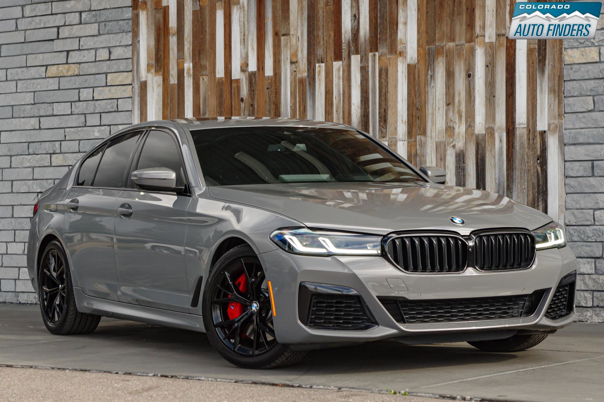 Used 2021 BMW M550i xDrive w/ Premium Package image 9