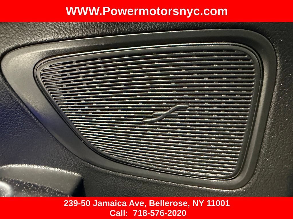 Used 2022 Mercedes-Benz C 300 4MATIC Sedan w/ Pinnacle Trim Package image 45