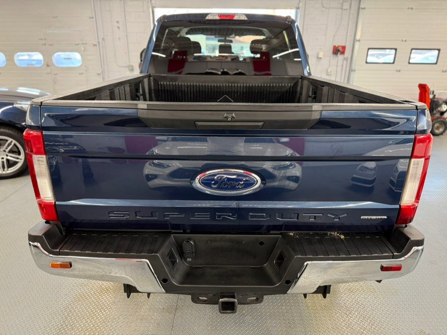 Used 2017 Ford F250 XLT w/ Snow Plow Prep Package image 9