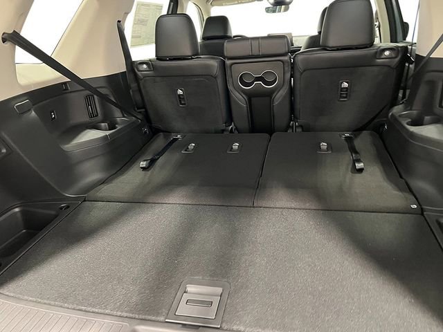 New 2025 Honda Pilot Touring image 36