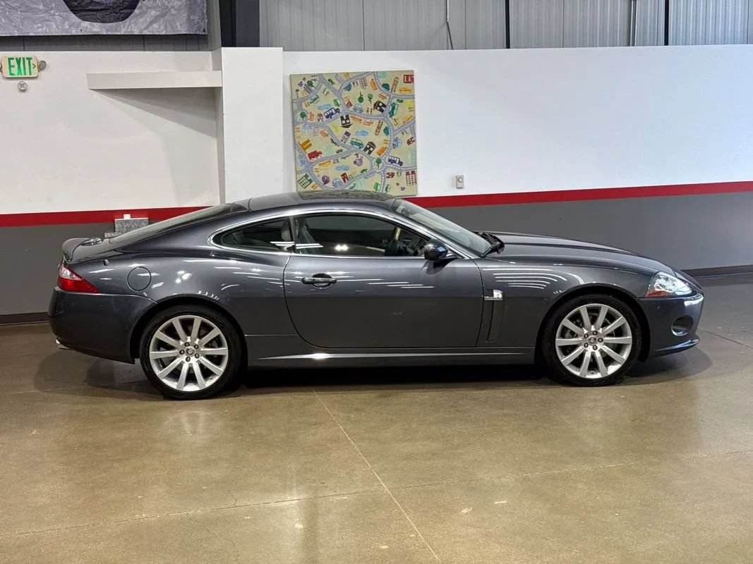 Used 2007 Jaguar XK Coupe RWD image 42