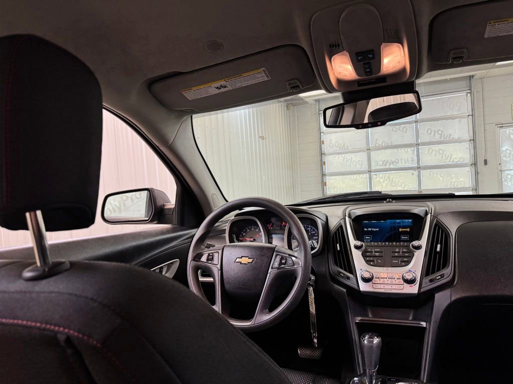 Used 2016 Chevrolet Equinox LS AWD/4WD image 19