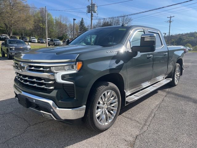 Used 2025 Chevrolet Silverado 1500 LTZ w/ Technology Package AWD/4WD image 10