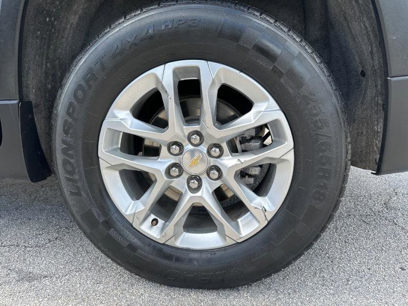 Used 2020 Chevrolet Traverse LT image 10