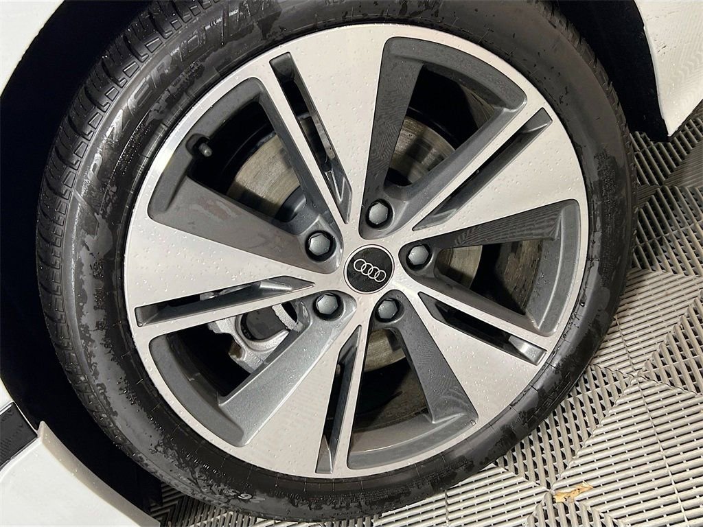 New 2025 Audi A6 e-tron Premium RWD image 26