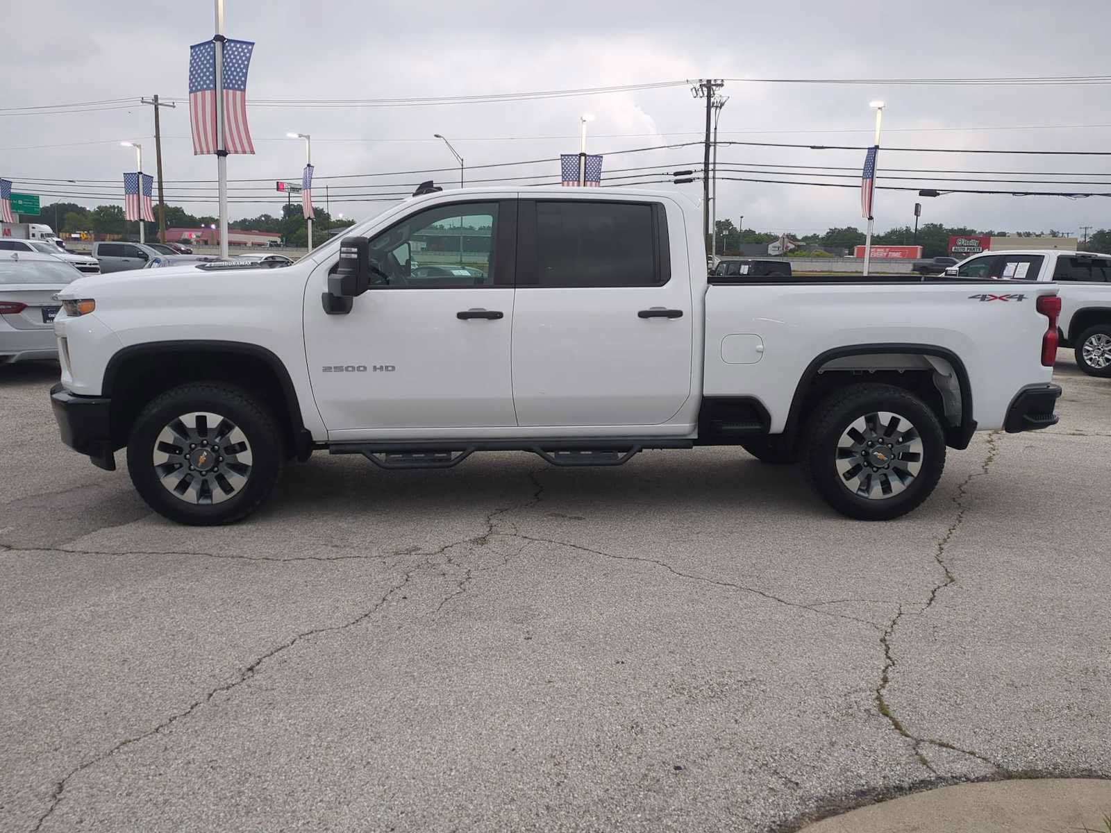 Used 2023 Chevrolet Silverado 2500 Custom w/ Custom Value Package AWD/4WD image 5