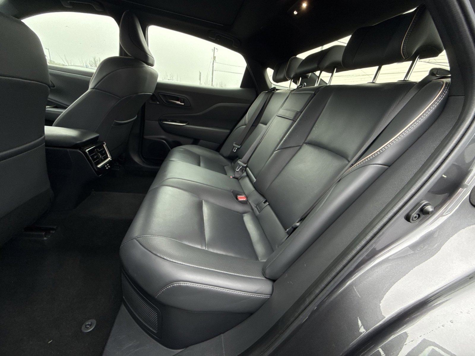 Used 2024 Toyota Crown Limited image 23