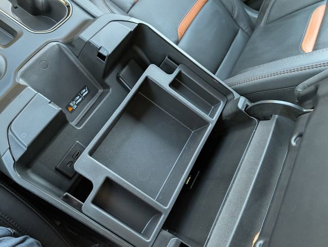 Used 2025 GMC Sierra 3500 AT4 w/ AT4 Premium Plus Package image 24