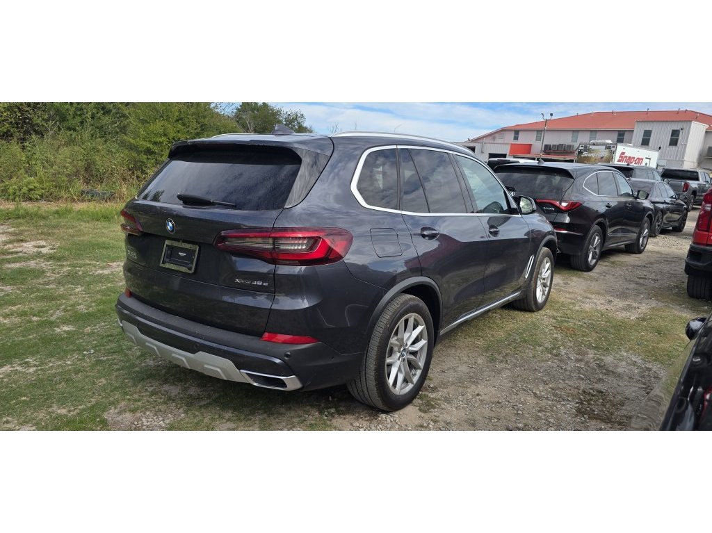 Used 2021 BMW X5 xDrive45e w/ Premium Package AWD/4WD image 2