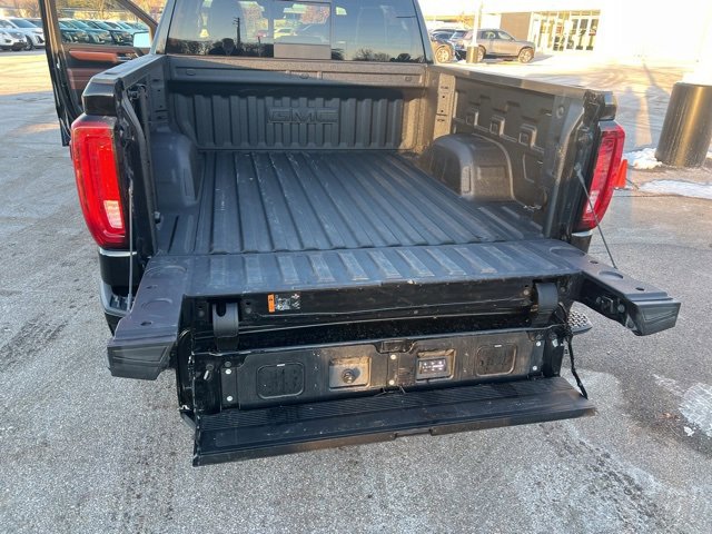Used 2025 GMC Sierra 1500 Denali Ultimate image 16