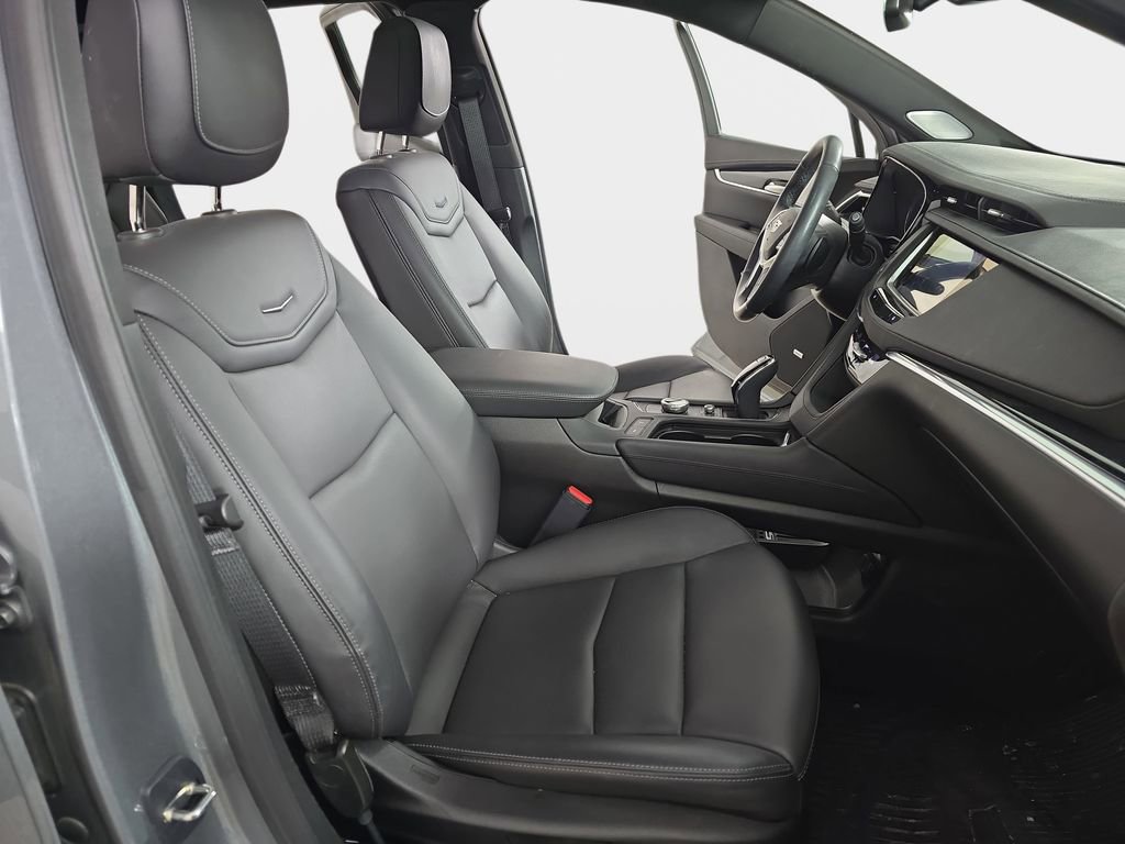 Used 2023 Cadillac XT5 Premium Luxury image 11