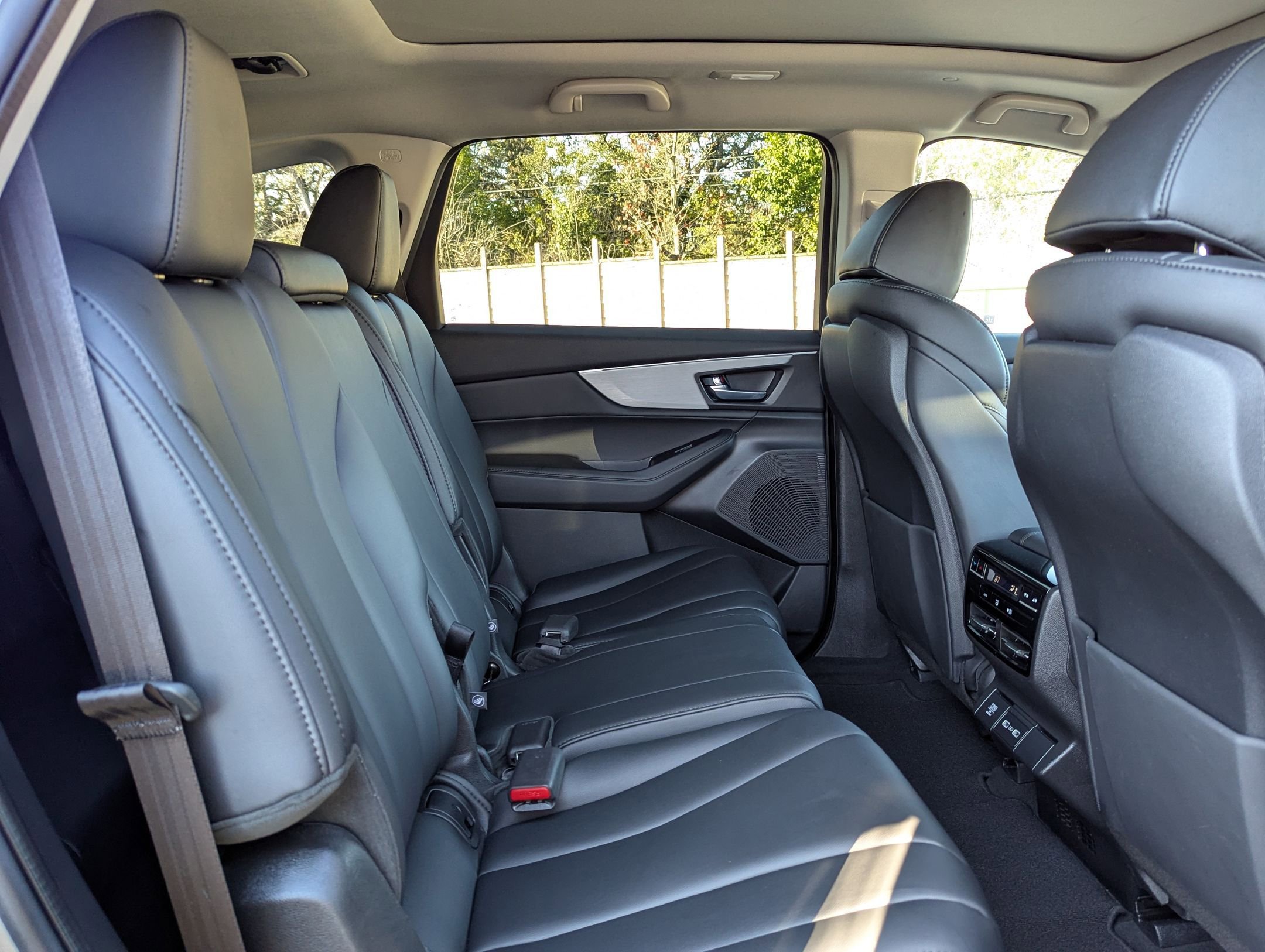 Certified 2023 Acura MDX FWD image 25