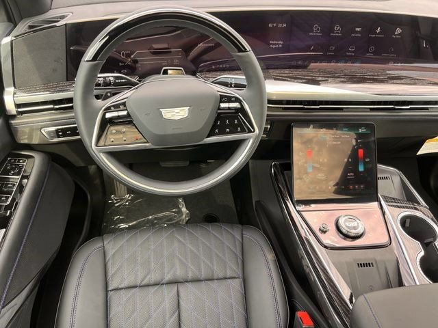 New 2026 Cadillac Escalade IQL Sport 1 w/ LPO, ONYX Package AWD/4WD image 10