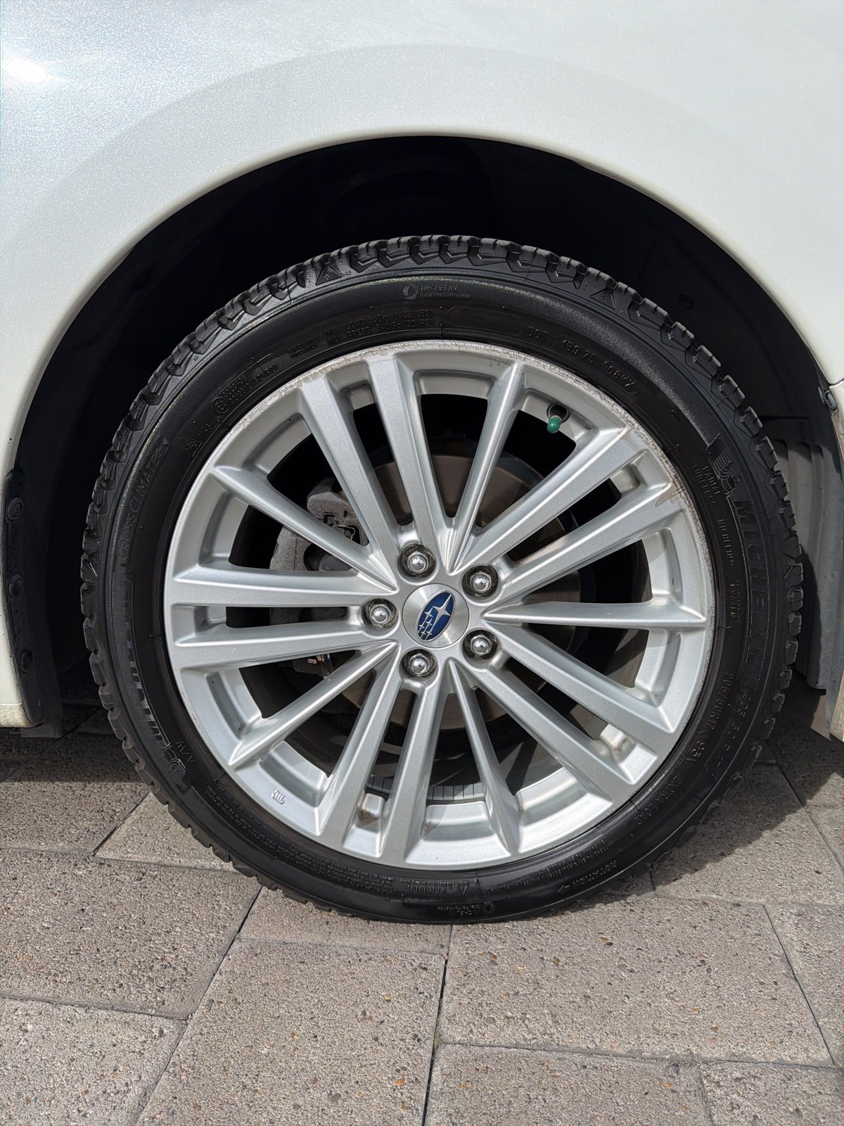 Used 2016 Subaru Impreza 2.0i Limited image 9