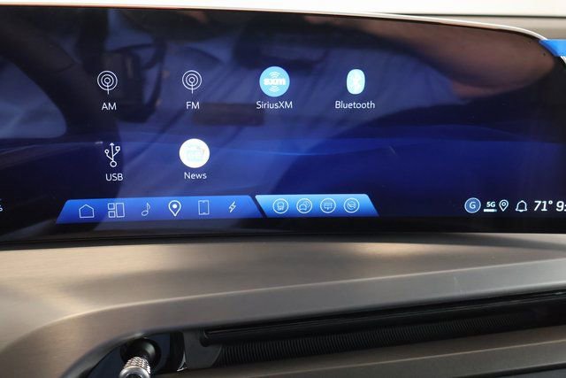 New 2026 Cadillac Vistiq Sport image 20