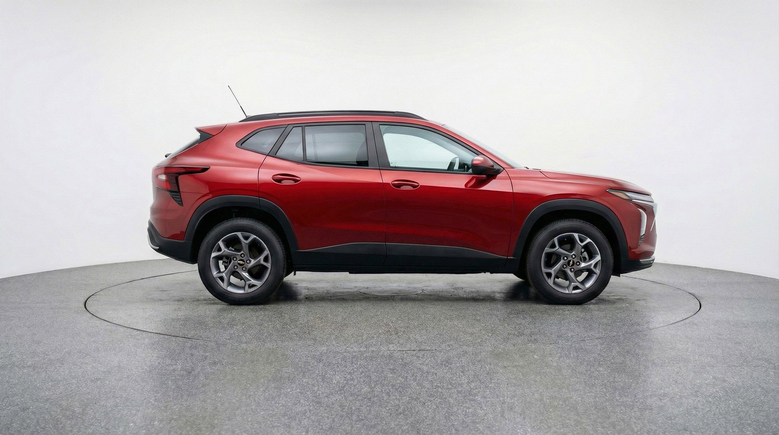 Used 2025 Chevrolet Trax LT w/ LT Convenience Package image 11