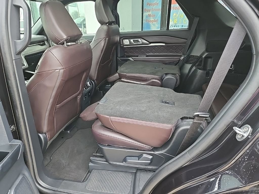 Used 2025 Ford Explorer Platinum w/ LUX Leather Package AWD/4WD image 91
