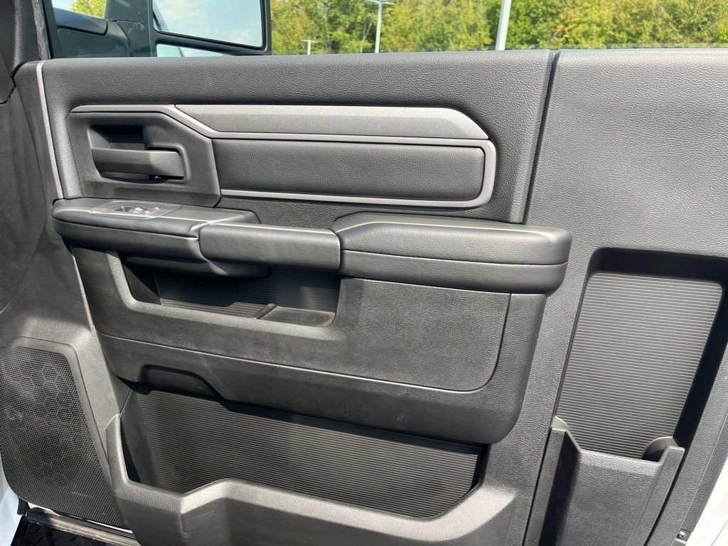 Used 2025 RAM 2500 Tradesman w/ Safety Group image 16