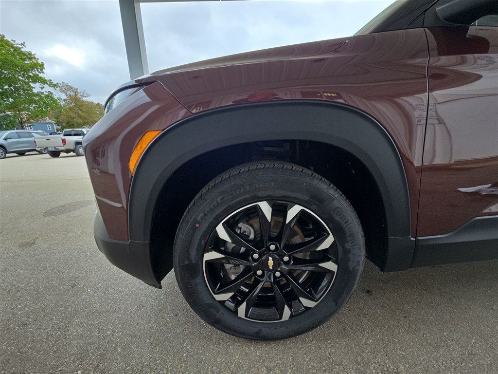 Used 2023 Chevrolet TrailBlazer LT FWD image 31