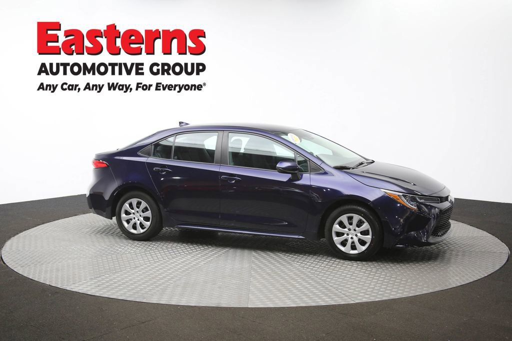 Used 2022 Toyota Corolla LE image 46