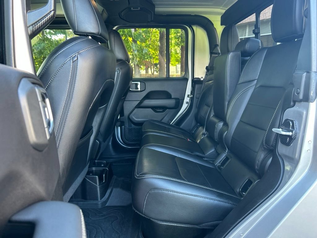 Used 2020 Jeep Gladiator Overland AWD/4WD image 27