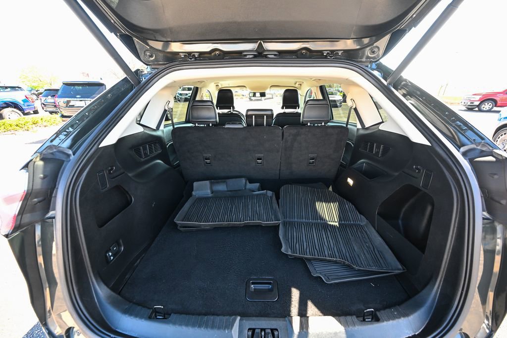 Used 2024 Ford Edge SEL w/ Convenience Package AWD/4WD image 16