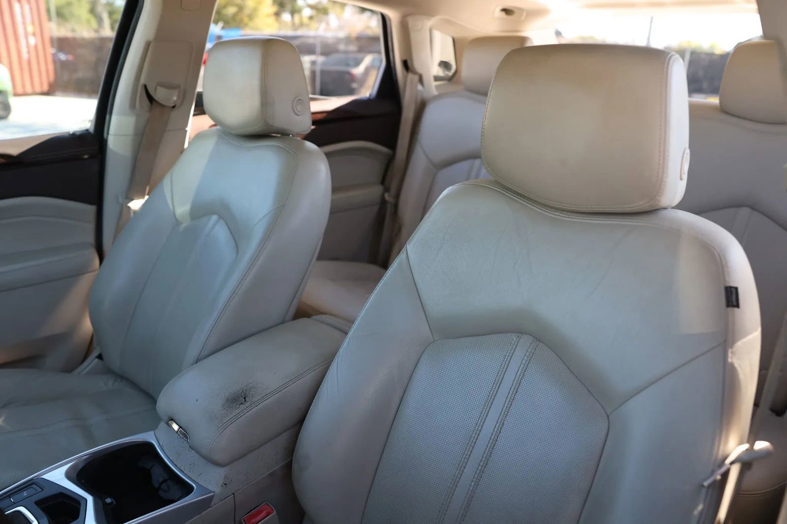 Used 2010 Cadillac SRX Luxury image 13