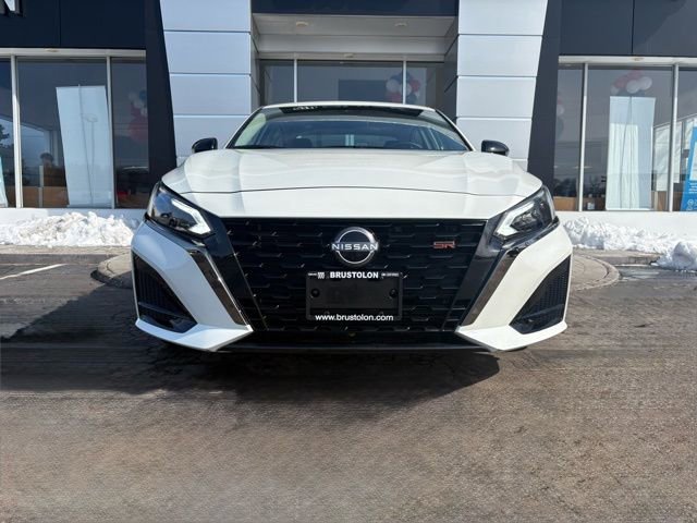 Used 2025 Nissan Altima 2.5 SR image 8