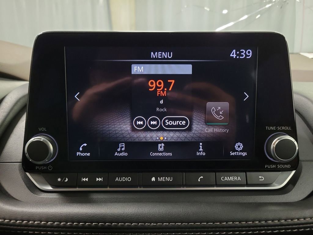 Used 2023 Nissan Rogue S AWD/4WD image 20