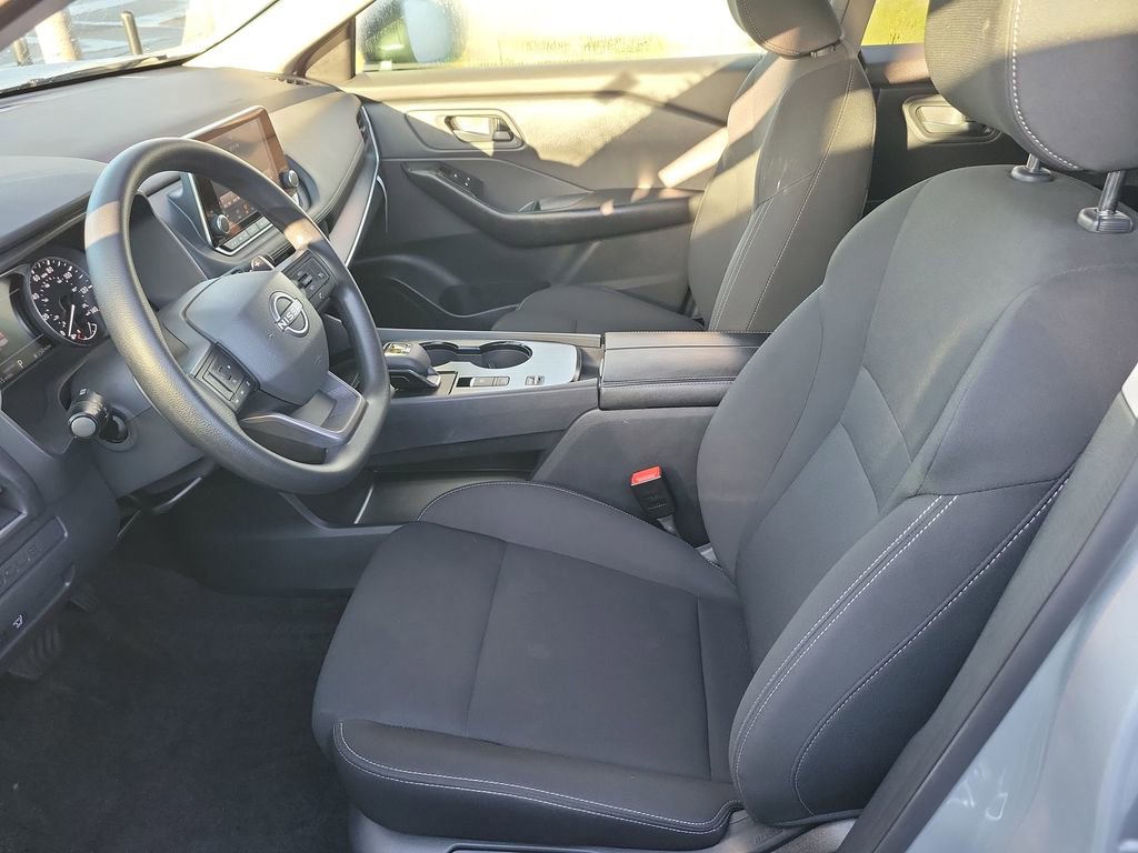 Certified 2025 Nissan Rogue S image 13