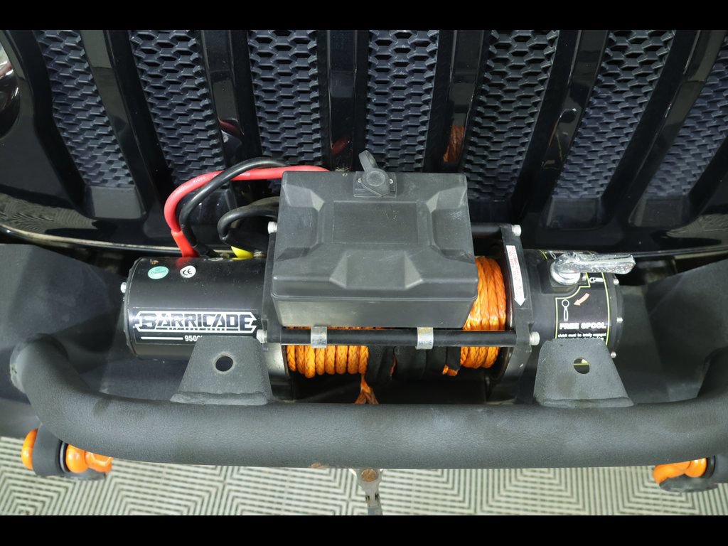 Used 2018 Jeep Wrangler Unlimited Sport S AWD/4WD image 19