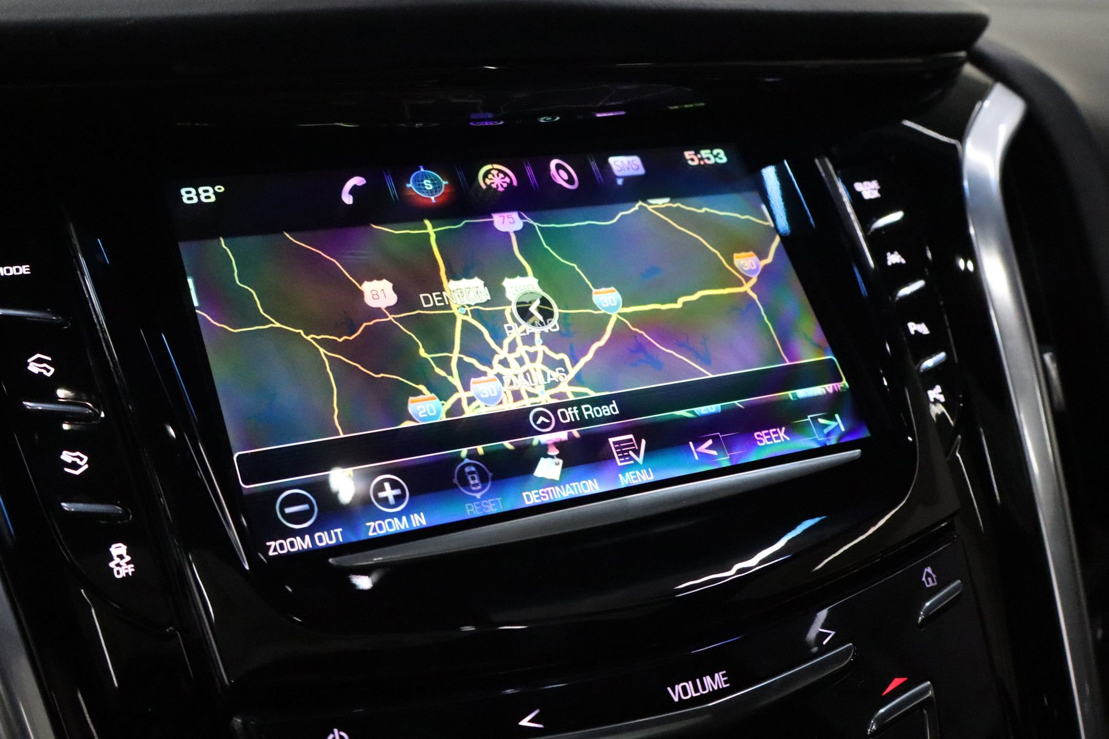 Used 2020 Cadillac Escalade Platinum image 24