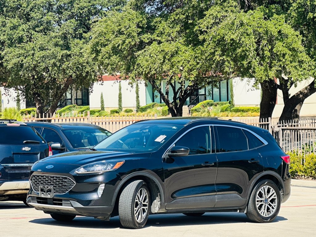 Used 2020 Ford Escape SEL FWD image 4