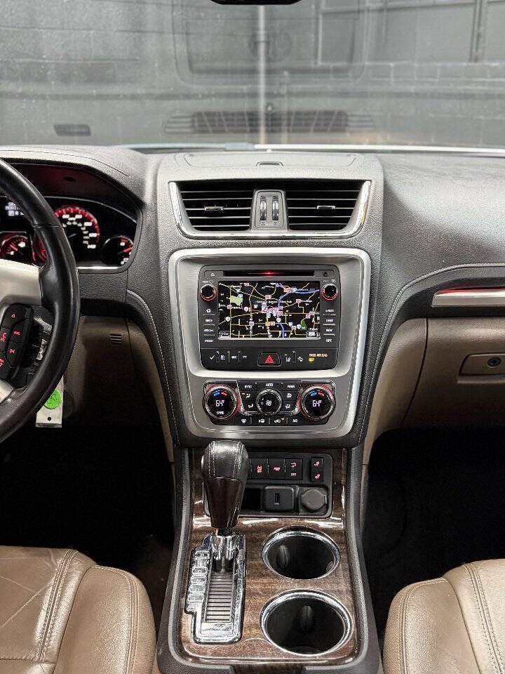 Used 2015 GMC Acadia SLT w/ Open Road Package AWD/4WD image 16