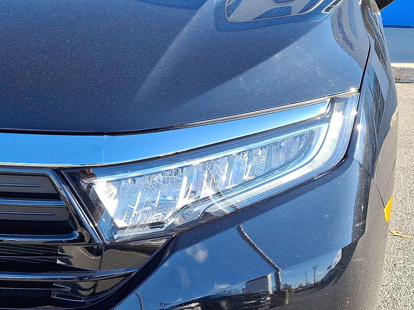 Used 2023 Honda Odyssey Elite image 9