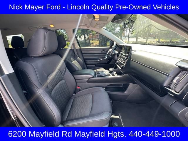Used 2023 Nissan Pathfinder S w/ Cargo Package image 30