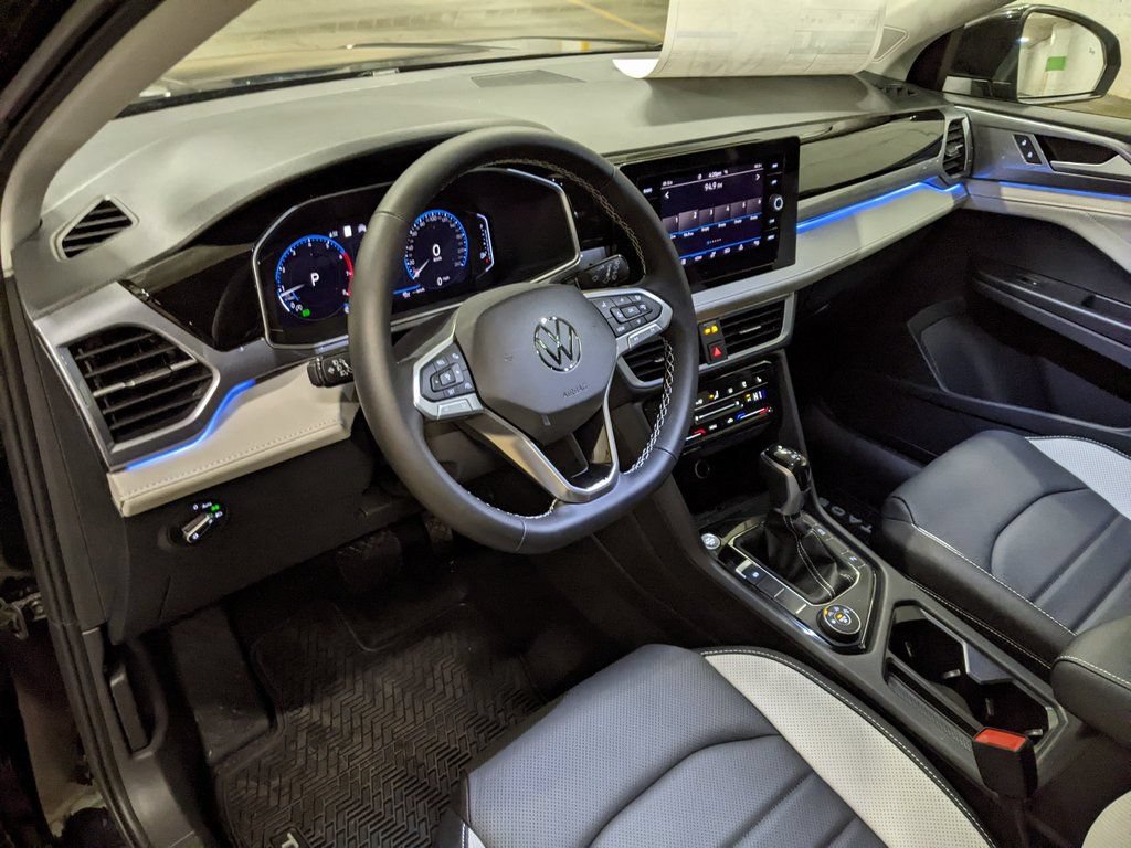 New 2026 Volkswagen Taos SEL AWD/4WD image 8