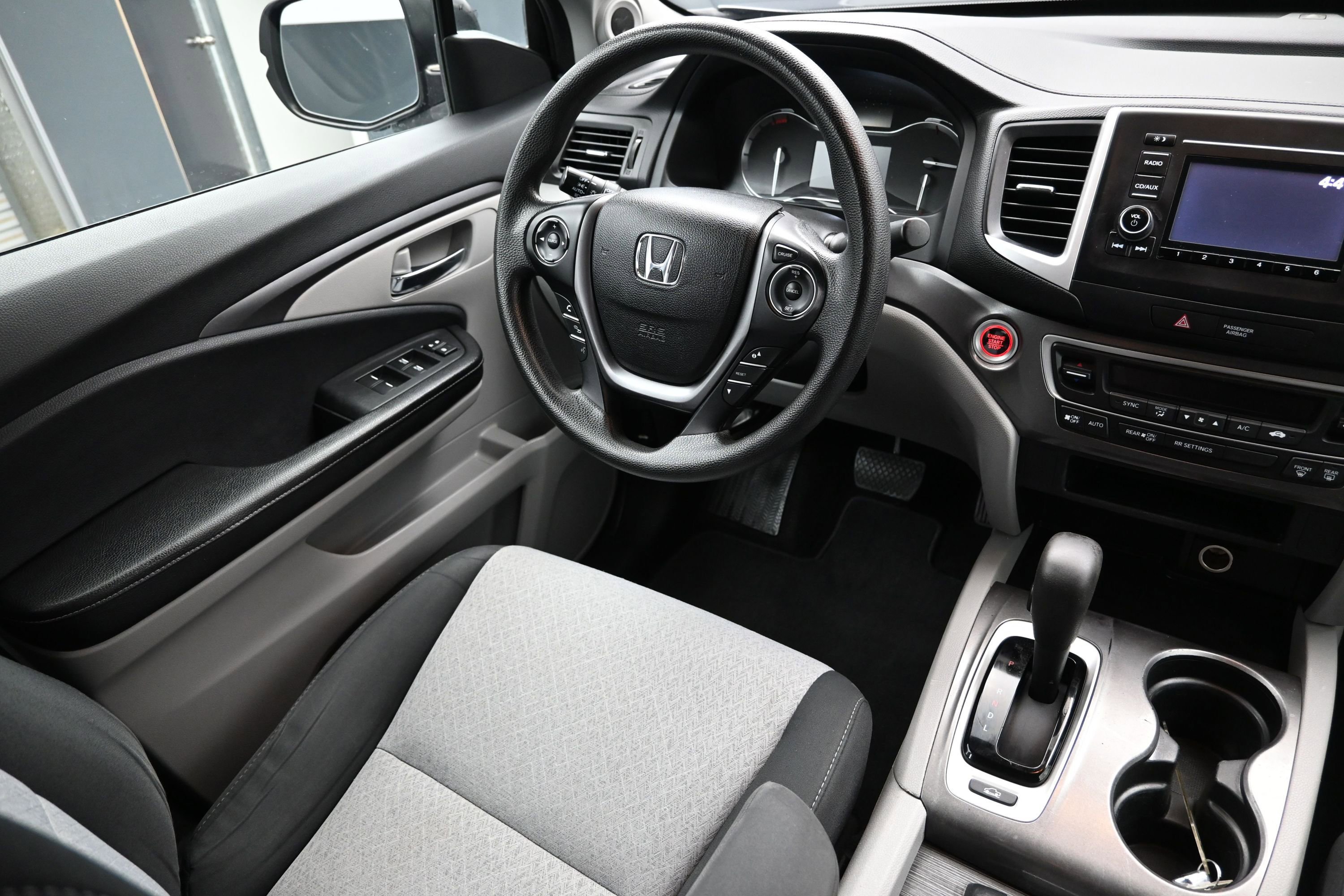 Used 2017 Honda Ridgeline RTS image 24