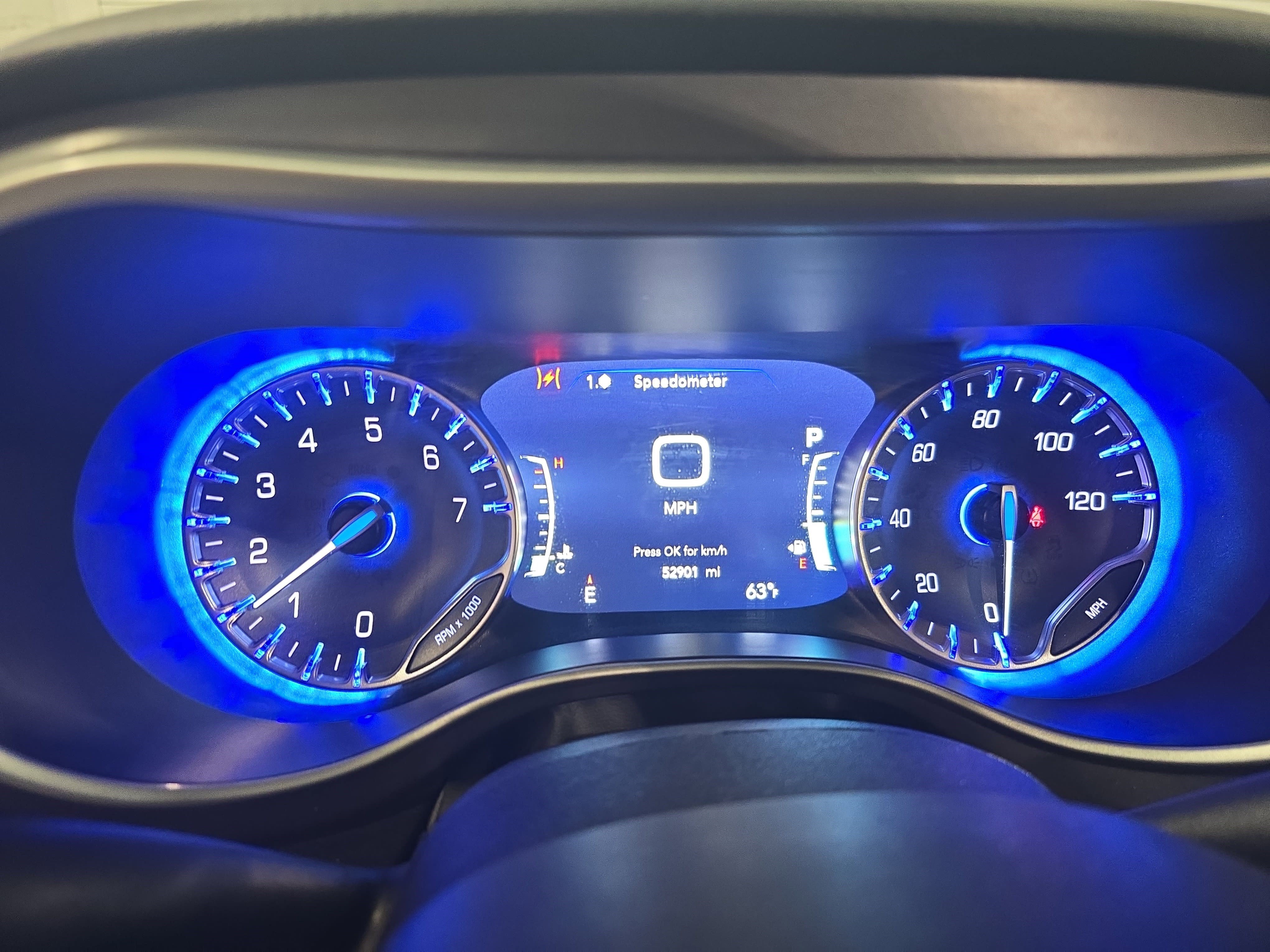 Used 2024 Chrysler Pacifica Touring-L image 16