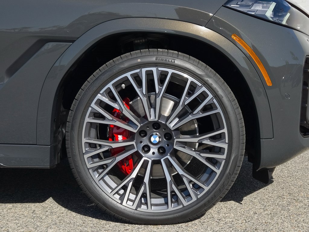 New 2026 BMW X6 xDrive40i w/ Executive Package image 8