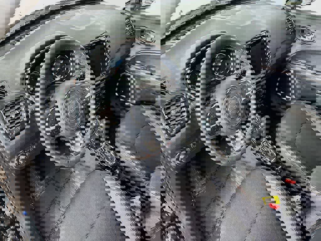 Used 2021 Jeep Compass Limited w/ Sun and Sound Group AWD/4WD image 2